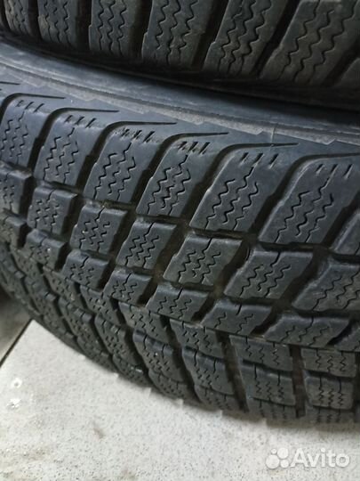 Roadstone Winguard SUV 235/70 R16 105P