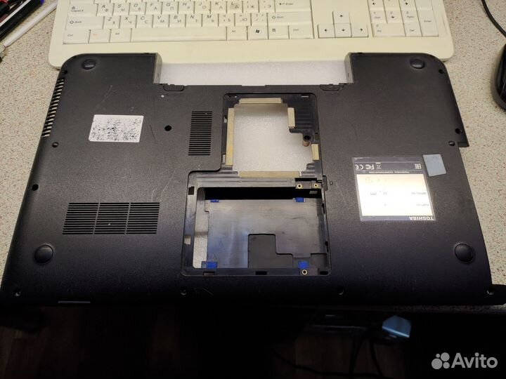 Поддон Toshiba C70