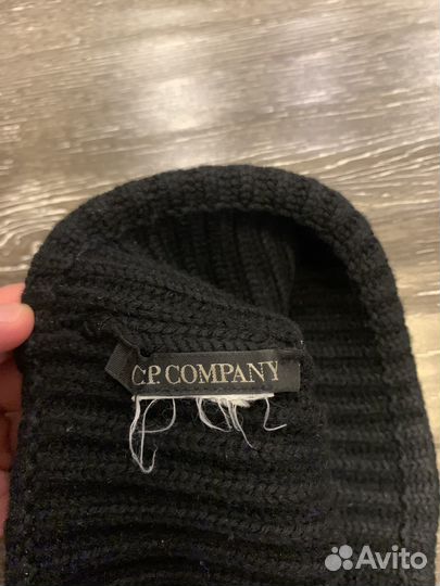 Шапка cp company оригинал