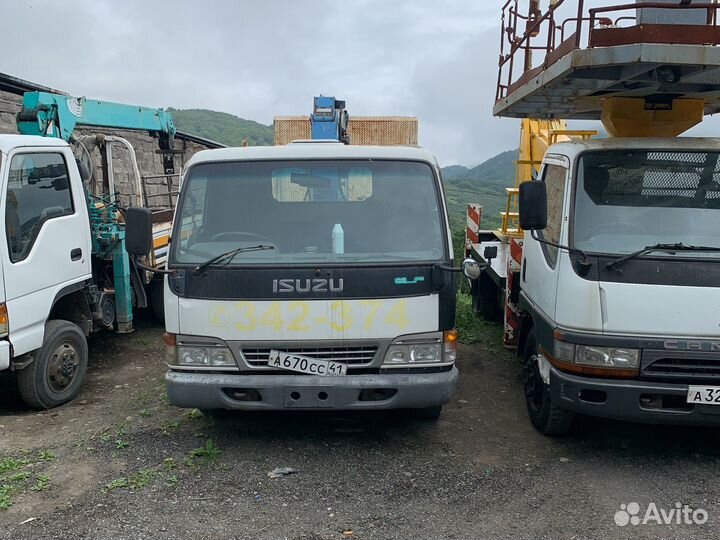 Isuzu Elf с КМУ, 1997