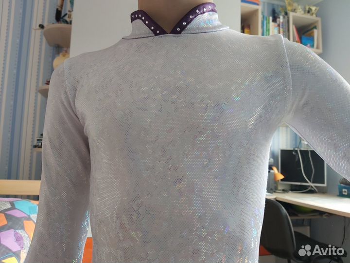 Костюм для выступлений (фигурное катание)