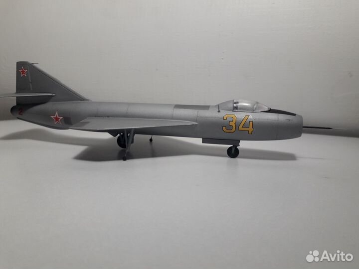 Сборная модель самолета 1 72