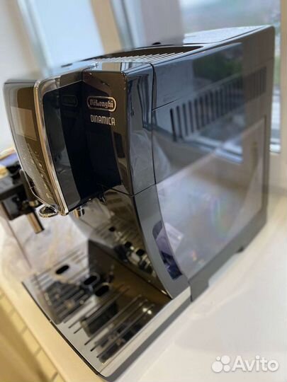 Кофемашина Delonghi Dinamica cappuccino