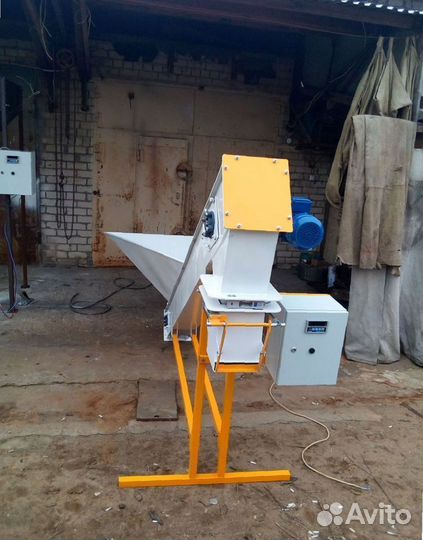 Фасовочно упаковочный аппарат