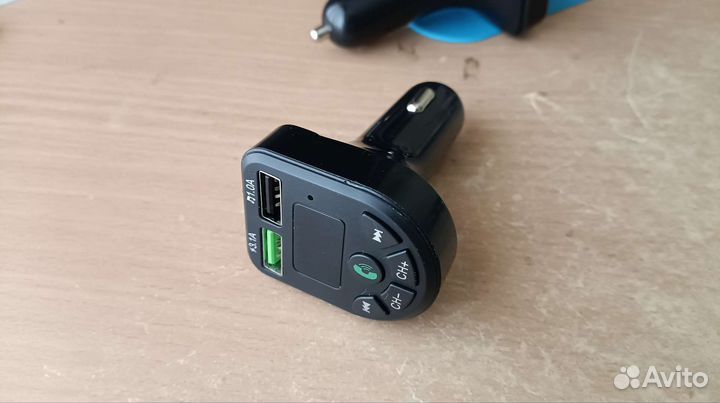 FM-модулятор BT, MP3 с USB, MicroSD