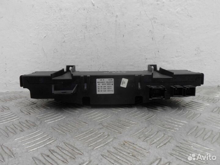 Б/У Переключатель отопителя 2218704958