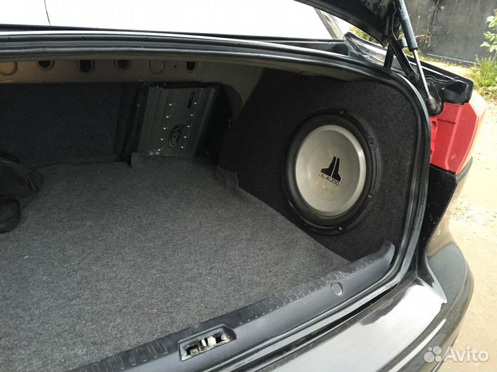 Короб стелс для сабвуфера в Lancer X