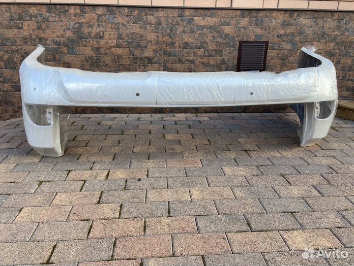 Оригинальный новый задний бампер