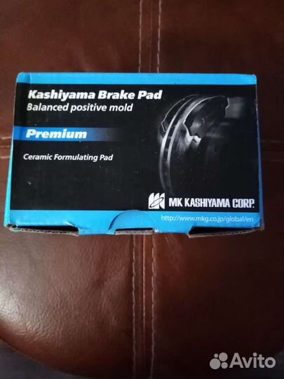 Тормозные колодки на nissan tiida