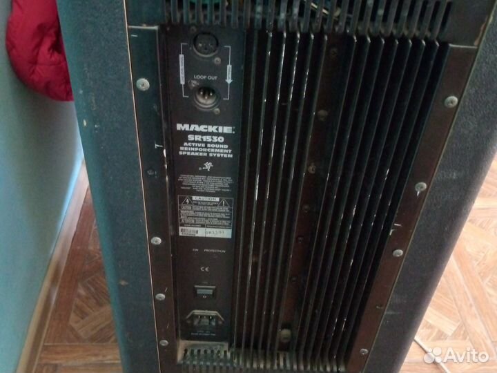 Колонки mackie active 3-х полоски