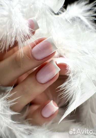 Наращивание ногтей