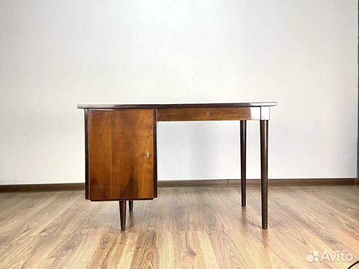 Редкий винтажный письменный стол Mid century moder