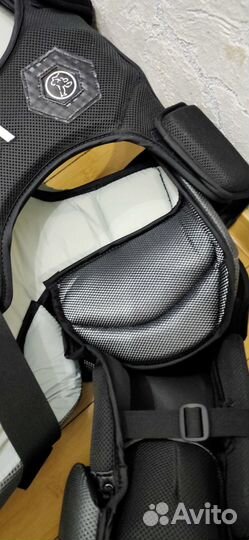 Вратарский нагрудник Vaughn VP V9 Pro Carbon SR L