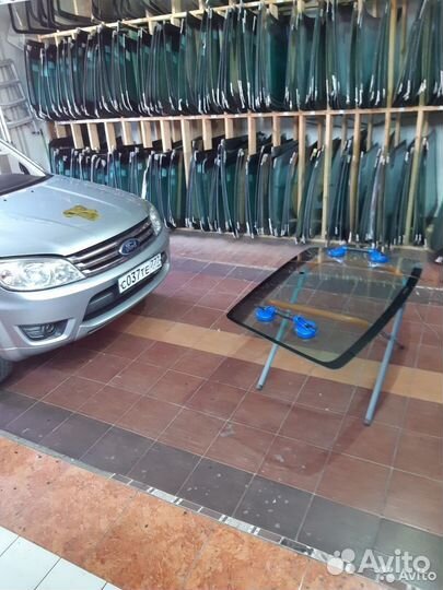 Лобовое стекло Форд Маверик / Эскейп Мазда Трибут