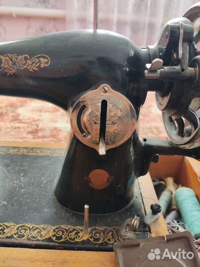 Швейная машина пмз им. Калинина