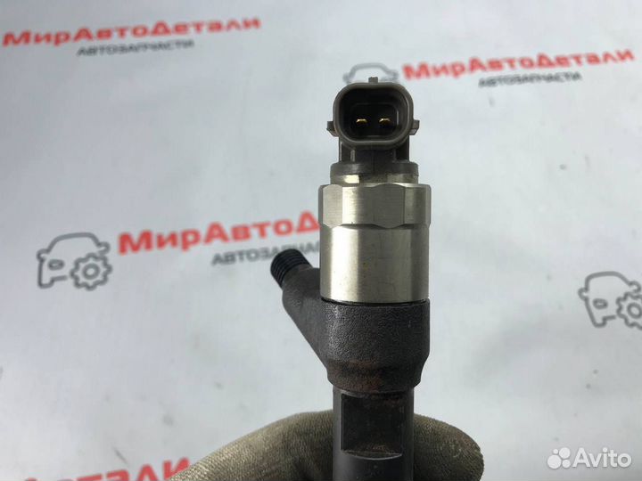 Форсунка топливная Chevrolet Equinox 3 2018