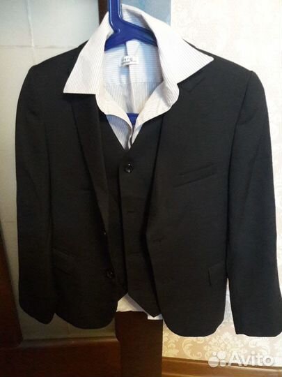 Пиджак с жилеткой школьный