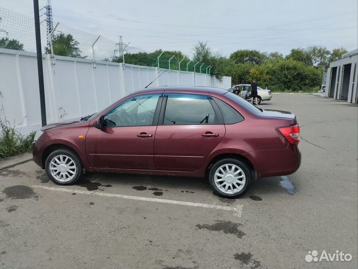 LADA Granta 1.6 AT, 2013, 70 000 км