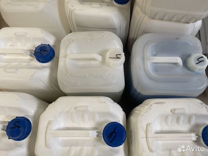 Канистры пластиковые бу 20 литров