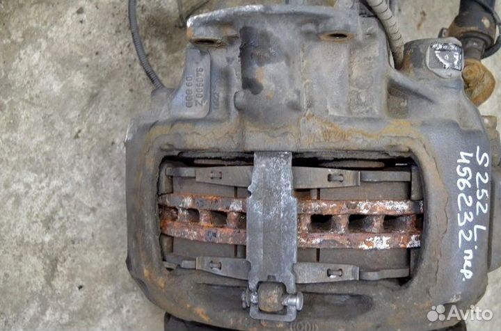 Суппорт переднего моста, левый scania R-series (01