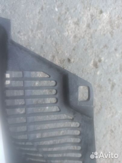 Решетка радиатора Golf 5