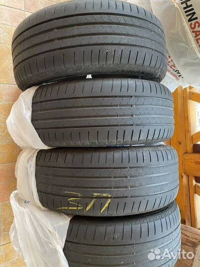 Bridgestone Turanza T005 225/55 R17