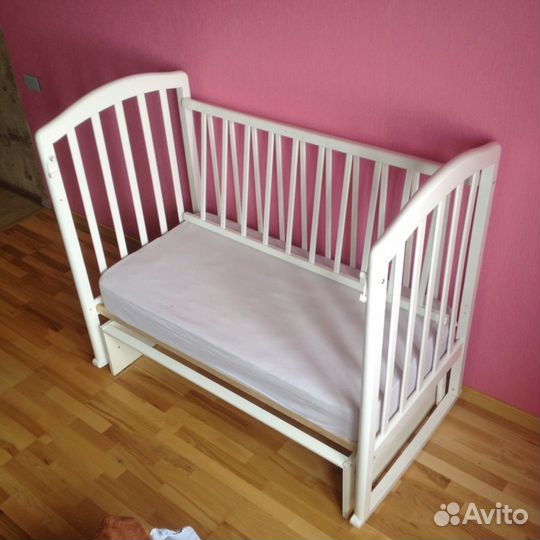 Детская кровать с матрасом