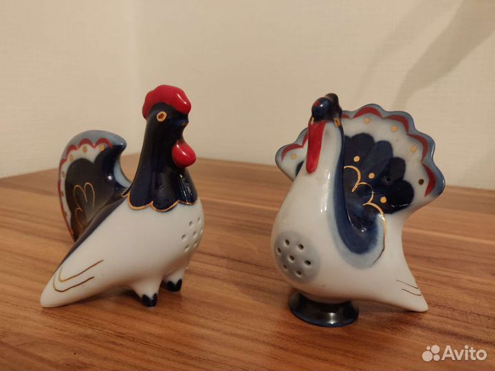 Фарфоровые статуэтки