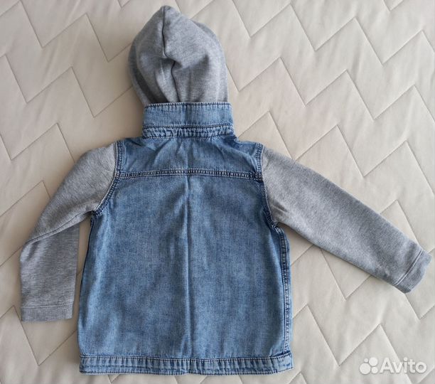 Джинсовая куртка