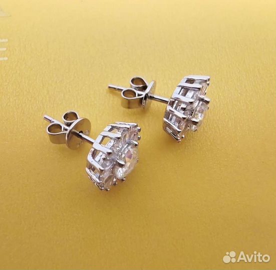 Серги серебряные с бриллиантоми