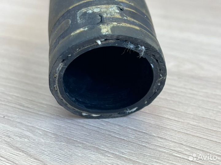 Патрубок радиатора Renault Sandero Stepway