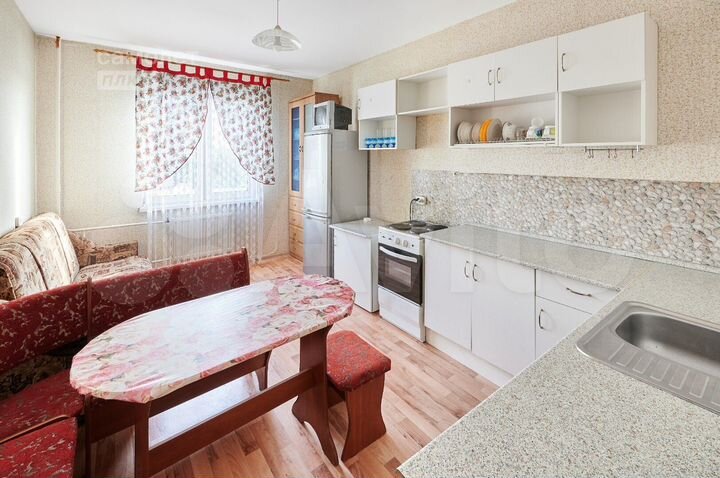 2-к. квартира, 59,3 м², 7/17 эт.
