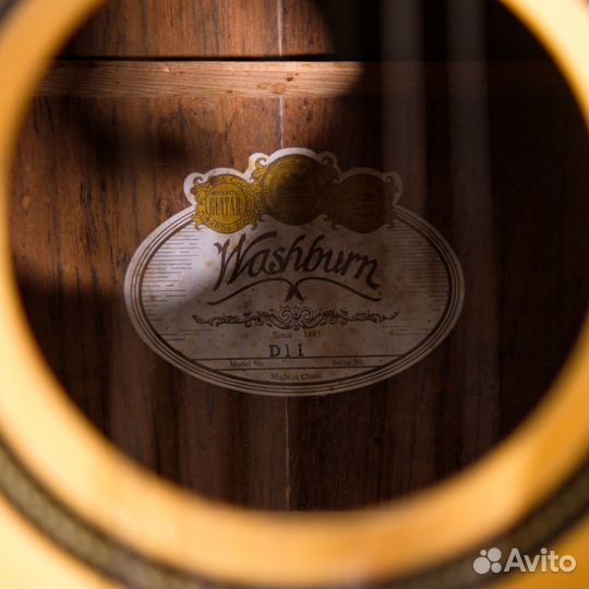 Акустическая гитара Washburn