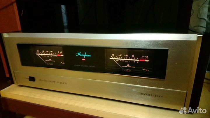 Усилитель мощности Accuphase p-102