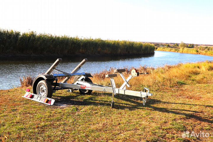 Прицеп для перевозки водной техники