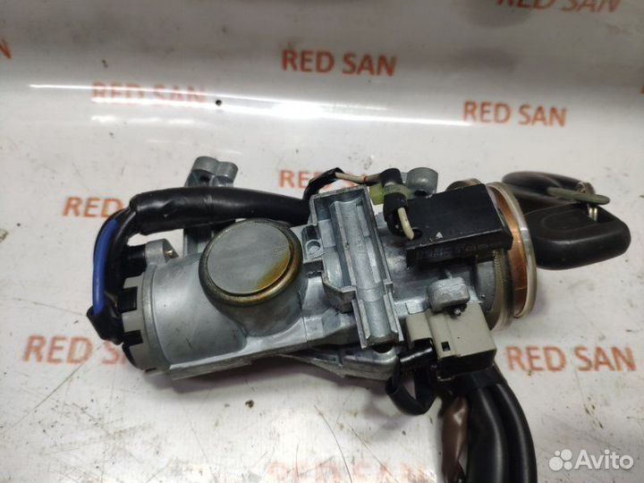 Замок зажигания Mitsubishi Pajero Sport K94W 4D56