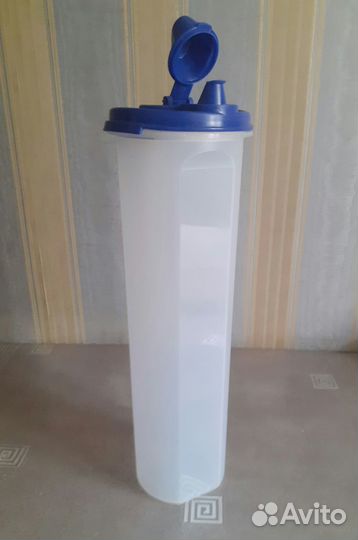 Контейнер Tupperware