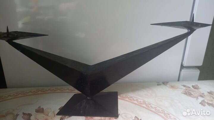 Подсвечник готический черный