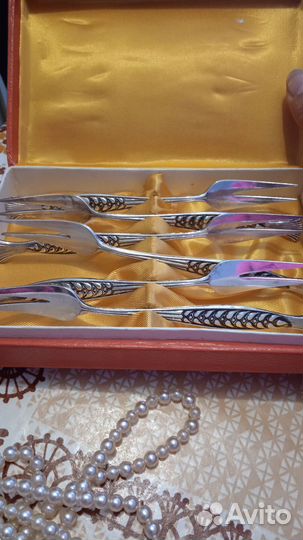 Набор мельхиоровых вилок СССР