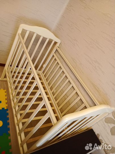 Детская кровать с матрасом