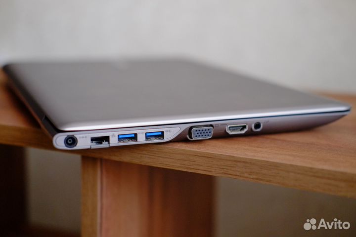 Ультрабук Samsung 530U4B-S01 (8/256)