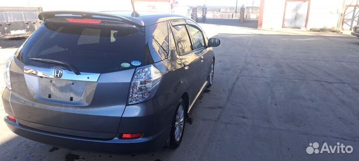 Honda Fit Shuttle 1.3 CVT, 2011, 66 000 км