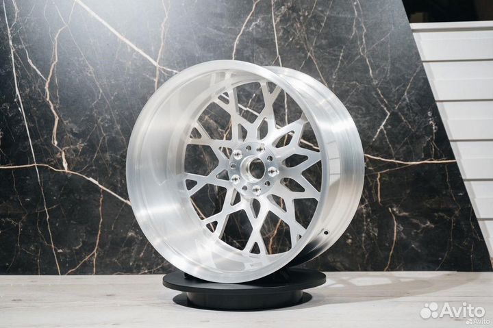 Кованные диски R20 Audi RS6