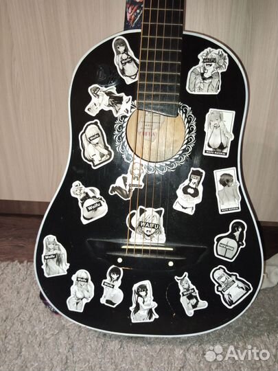 Акустическая гитара
