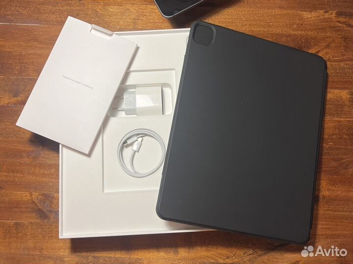 iPad pro 12 9 2021 M1 wifi+cellular