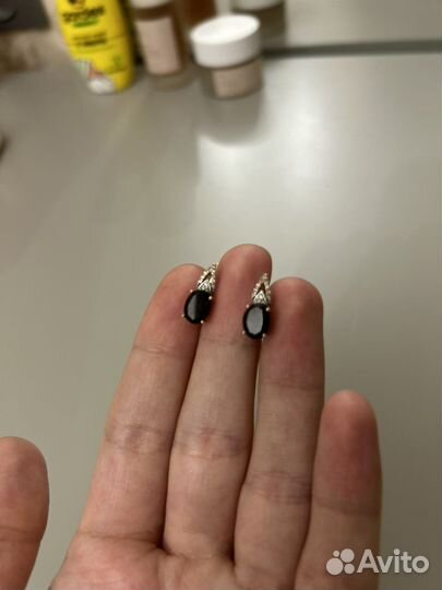 Золотые серьги
