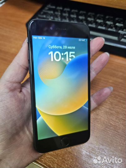 Телефон iPhone 8 64 gb