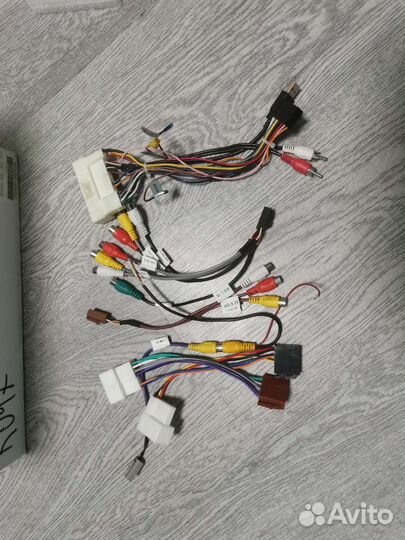 Автомобильная мультимедийная система S130