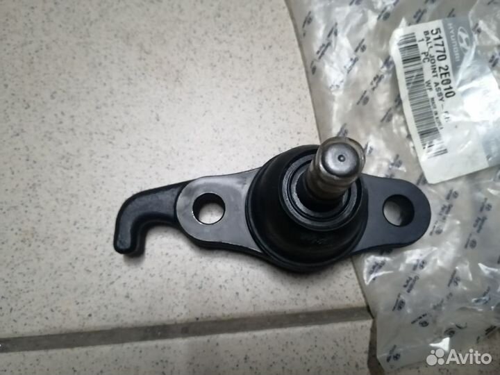 Шаровая опора Тусан Спортейдж. Новая. Оригинал