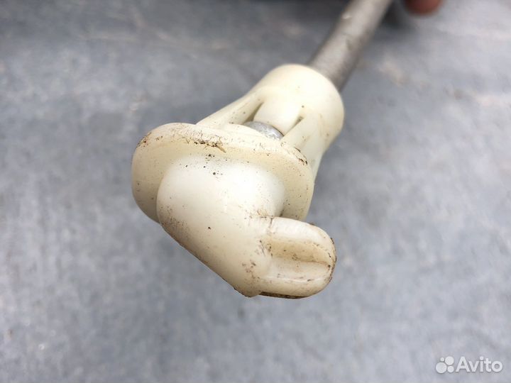 Упор капота Лансер 10